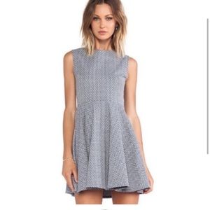 Diane Von Furstenberg - blue swing dress - size 8 - gently worn no flaws